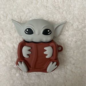 Yoda AirPods case